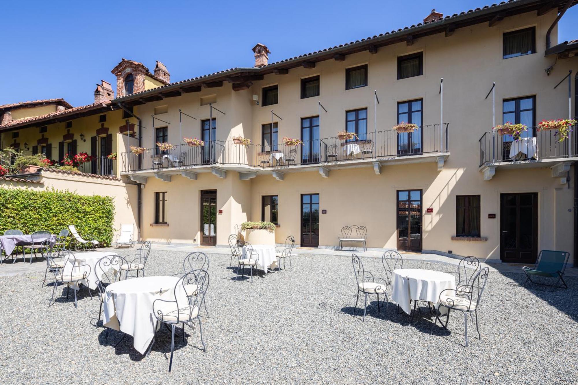 Best Western Plus Hotel Le Rondini San Francesco al Campo Kültér fotó