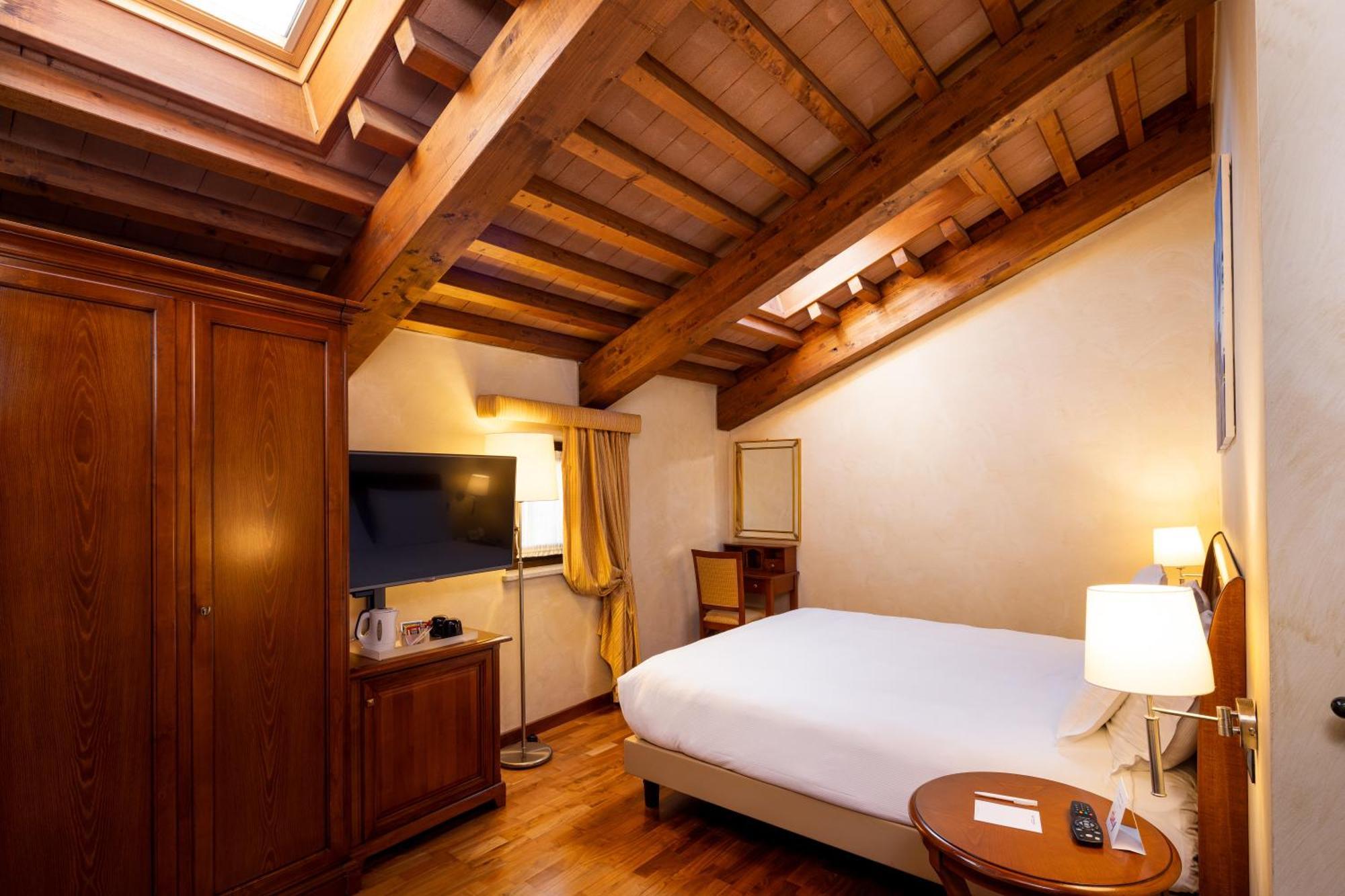 Best Western Plus Hotel Le Rondini San Francesco al Campo Kültér fotó